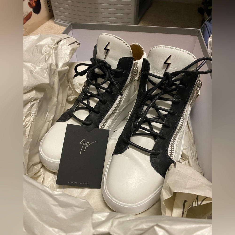 Giuseppe Zanotti mid ankle boots
